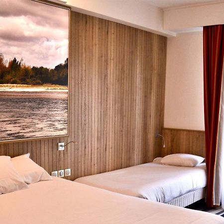 Kyriad Hotel Tours Centre מראה חיצוני תמונה