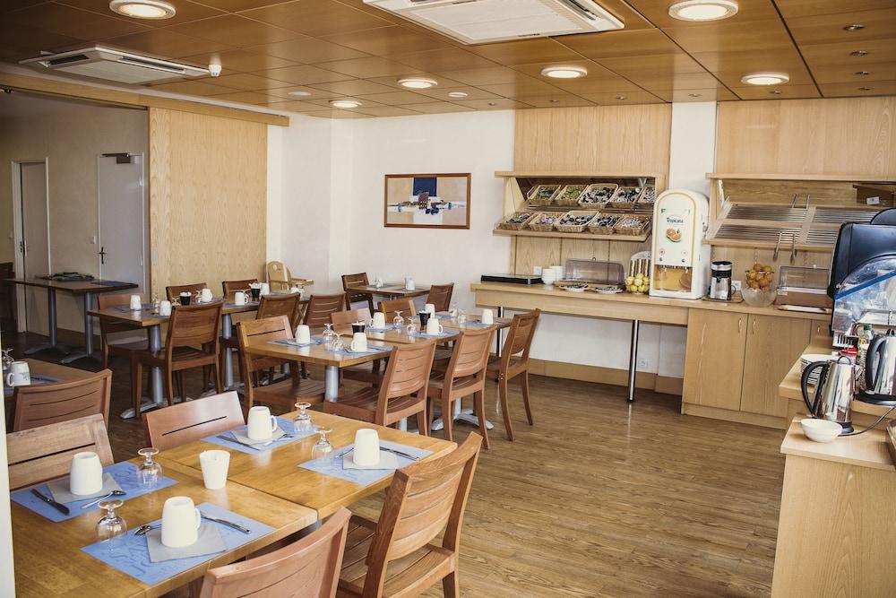 Kyriad Hotel Tours Centre מראה חיצוני תמונה