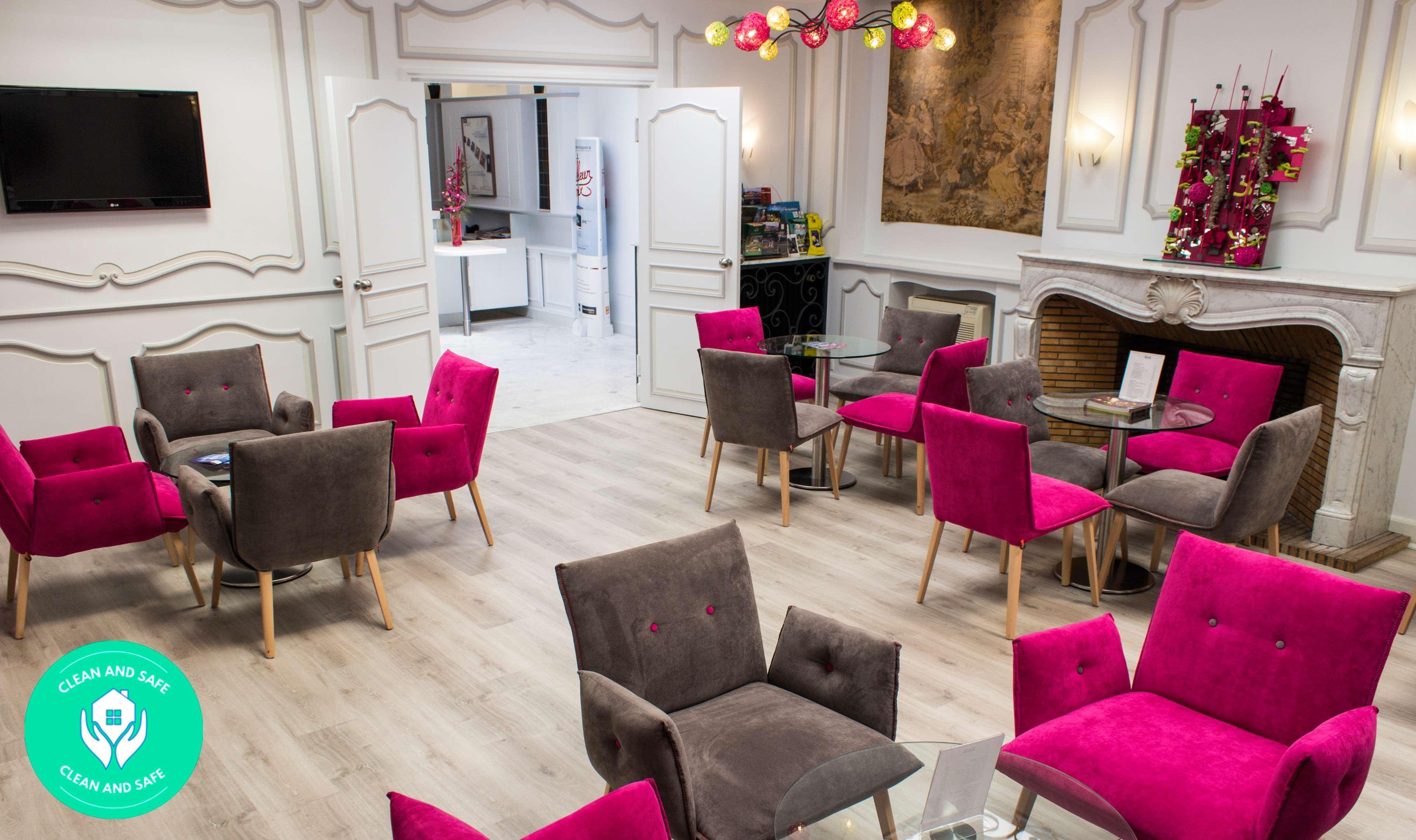 Kyriad Hotel Tours Centre מראה חיצוני תמונה