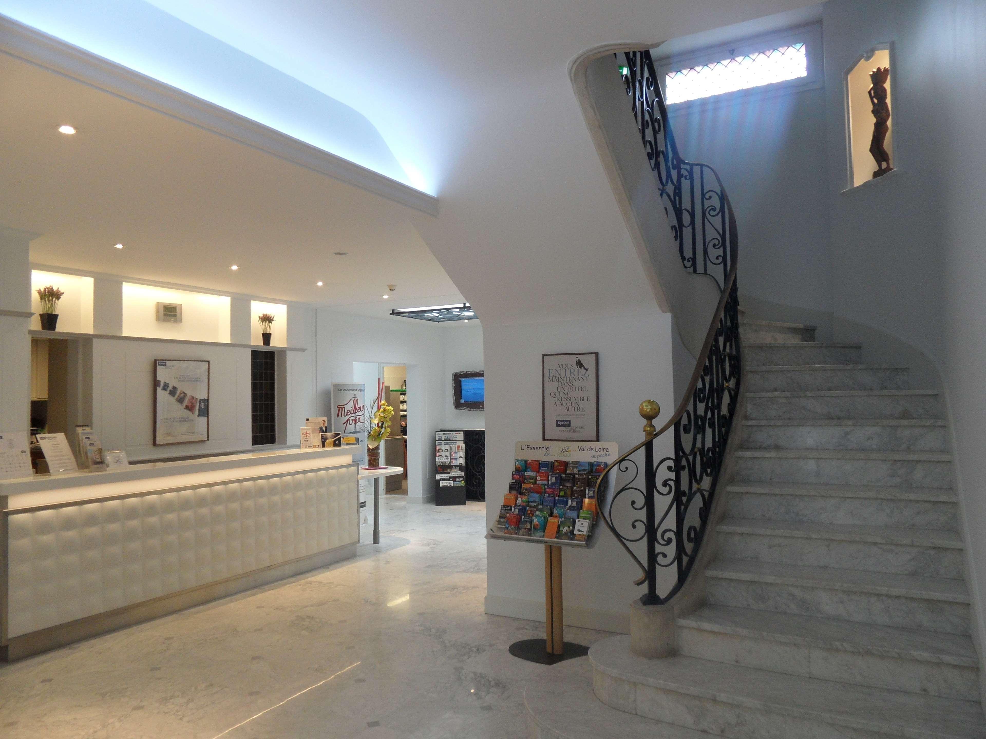 Kyriad Hotel Tours Centre מראה חיצוני תמונה