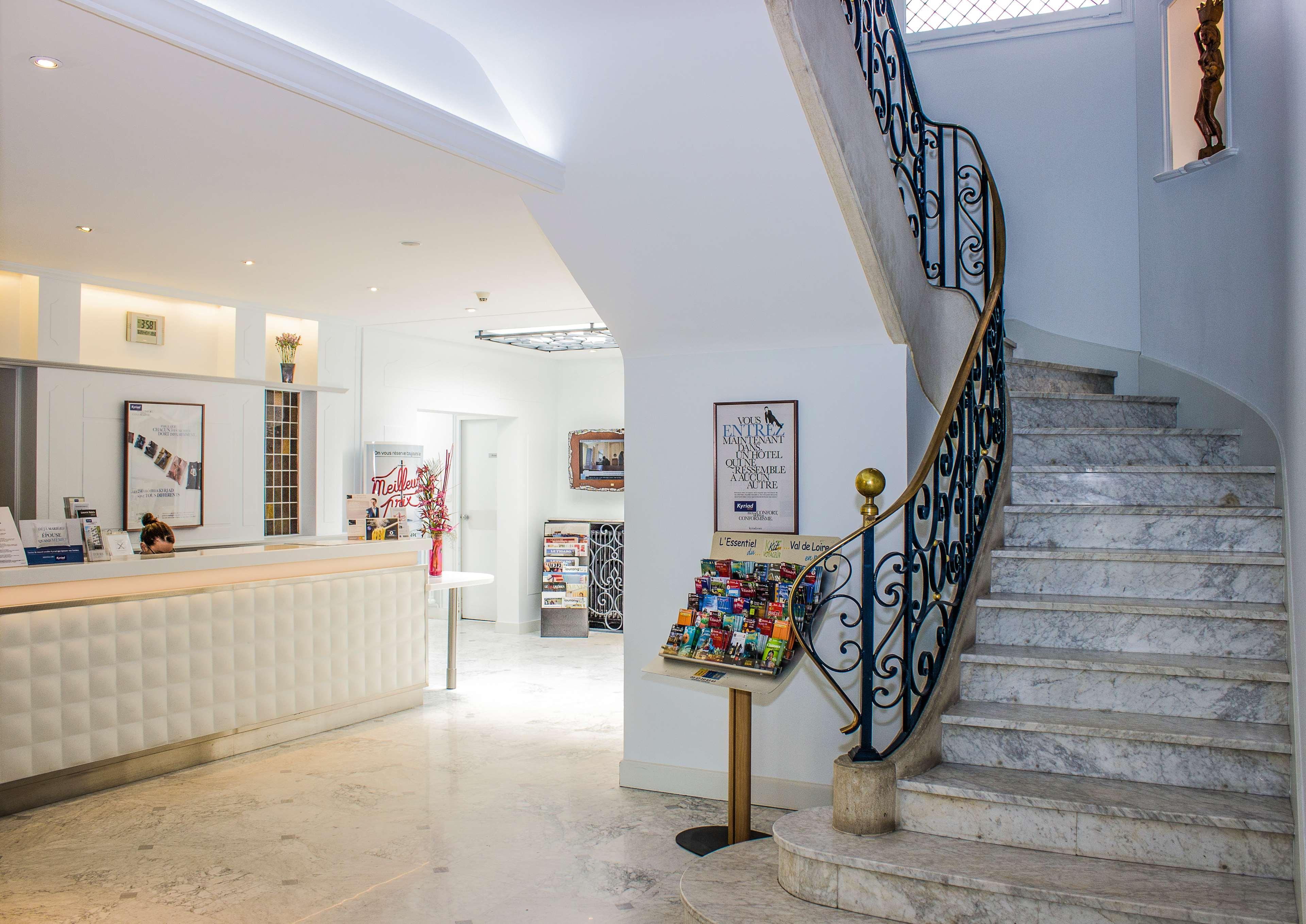 Kyriad Hotel Tours Centre מראה חיצוני תמונה