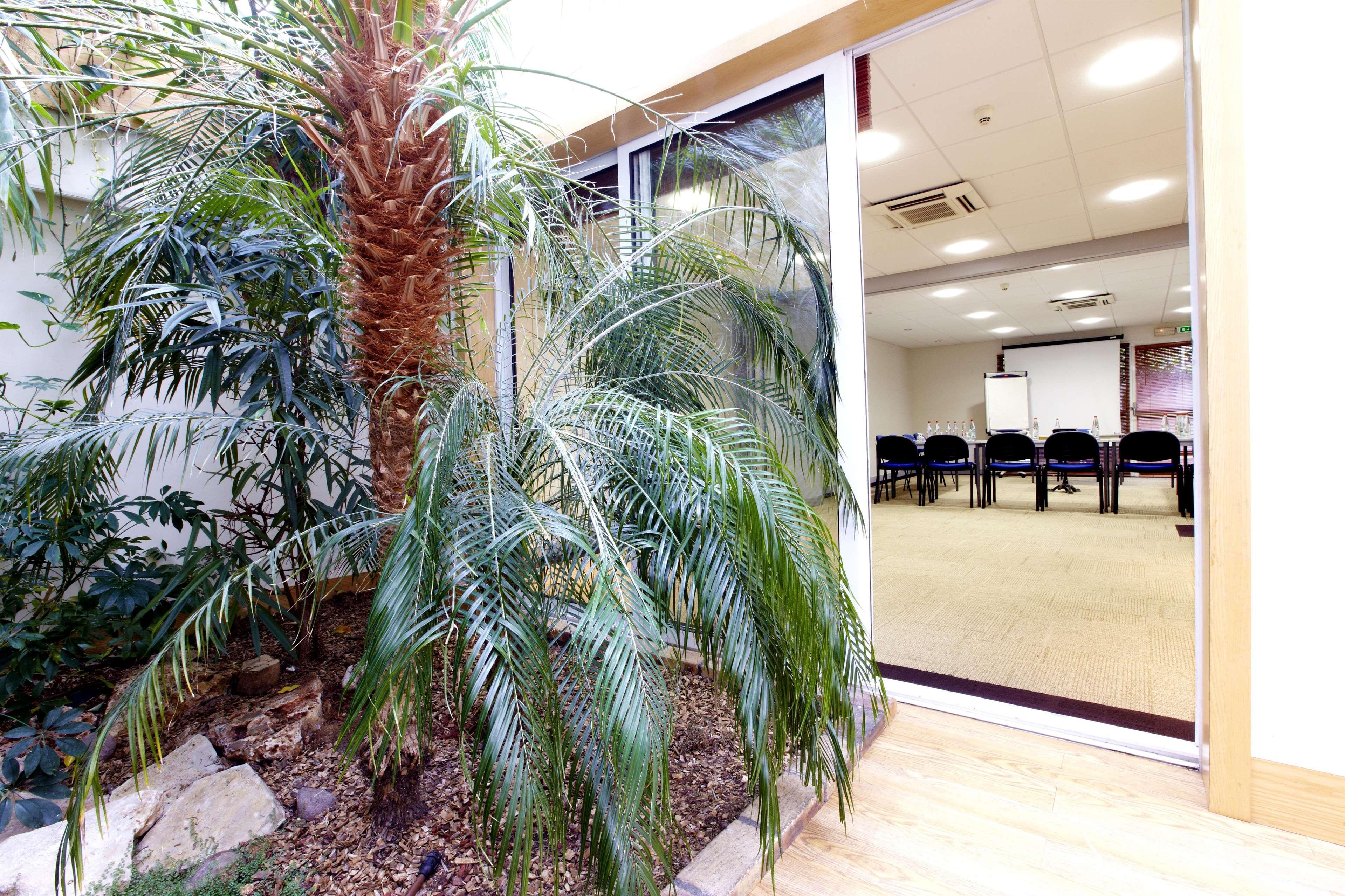 Kyriad Hotel Tours Centre מראה חיצוני תמונה