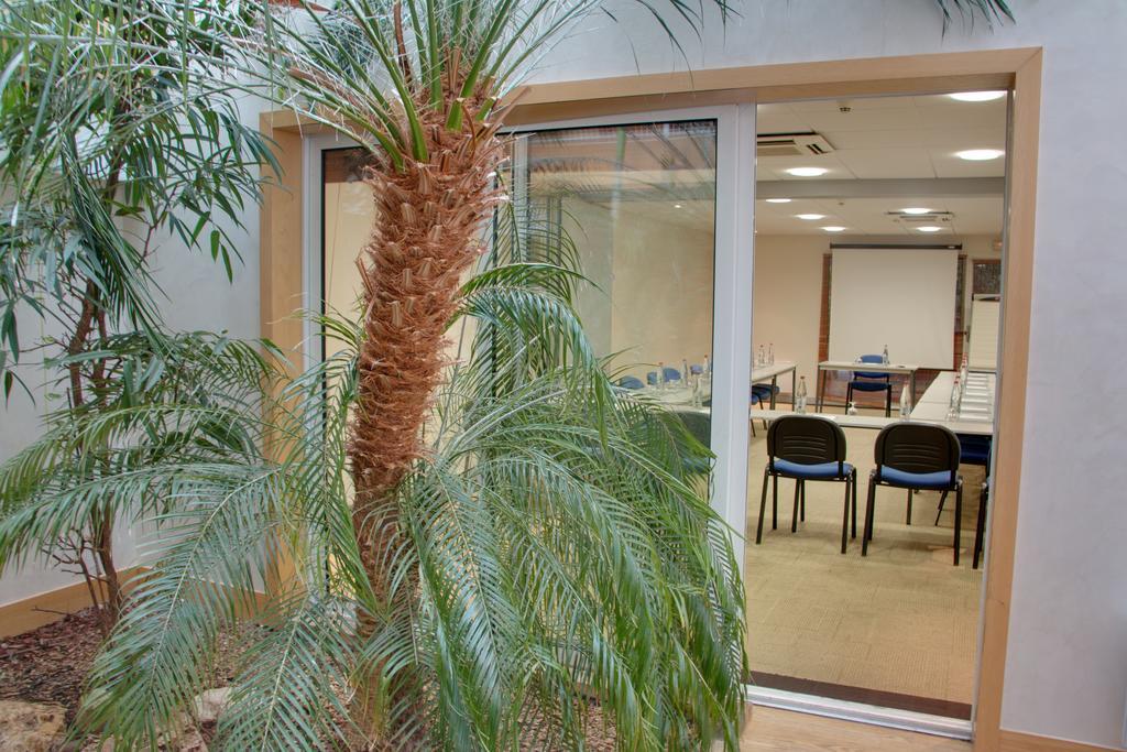 Kyriad Hotel Tours Centre מראה חיצוני תמונה