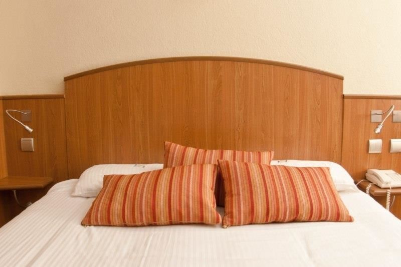 Kyriad Hotel Tours Centre מראה חיצוני תמונה